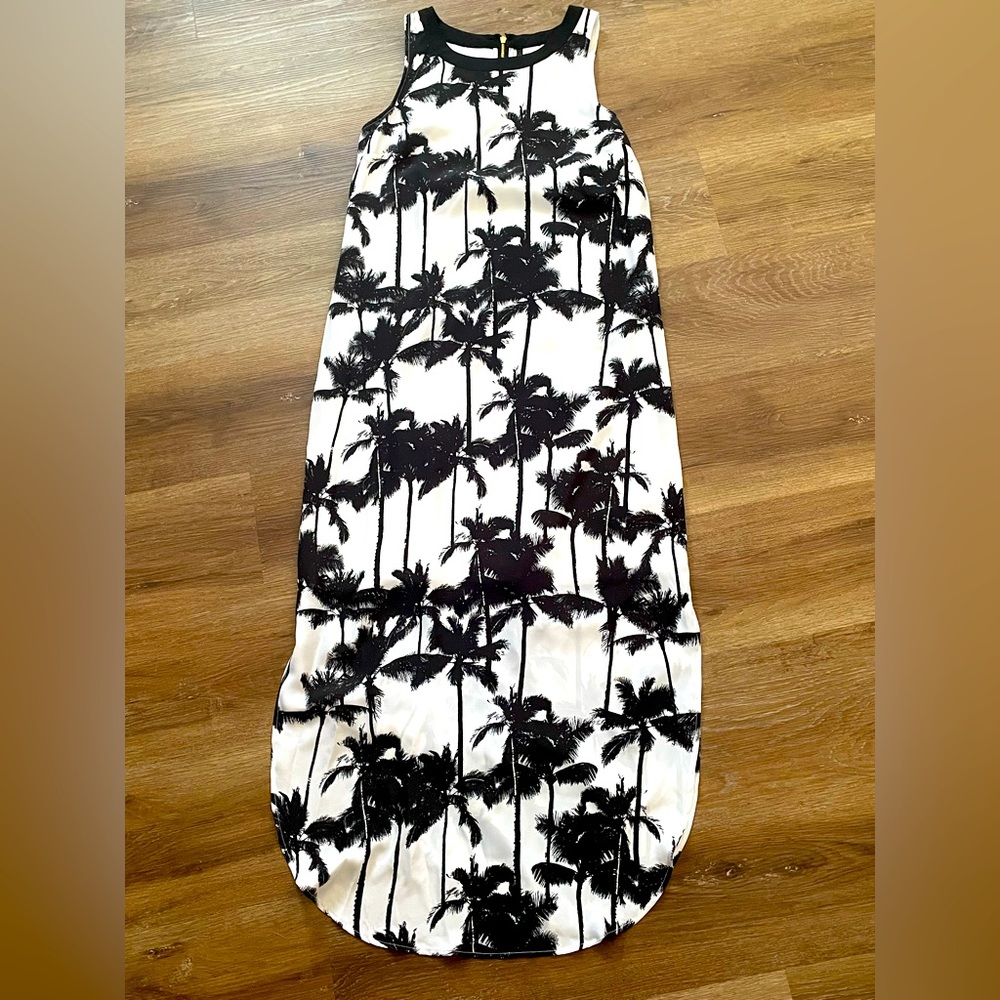Super cute palm tree dress!